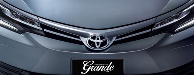 Toyota Altis Grande front view