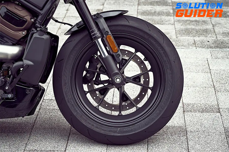 Harley Davidson Sportster S tyre